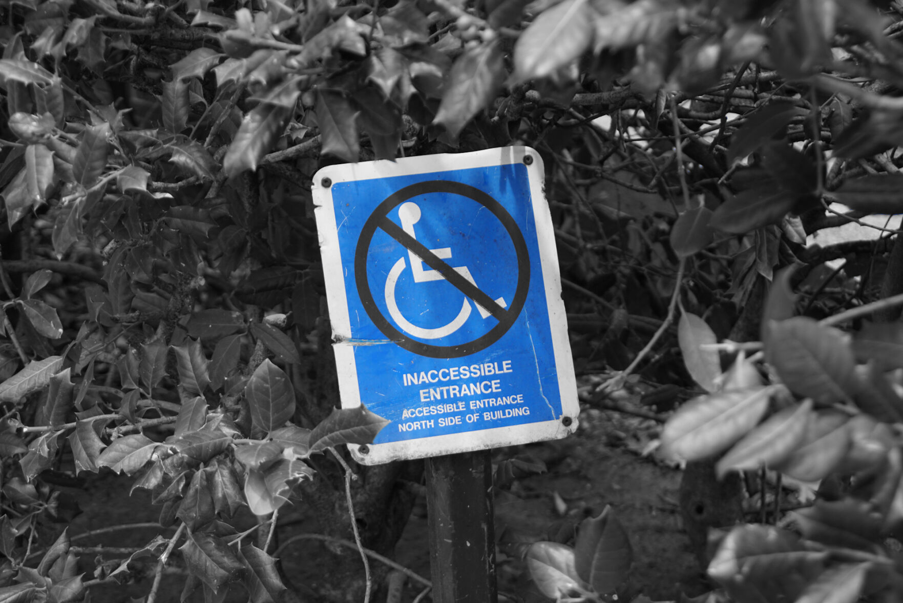Inaccessible Entrance sign